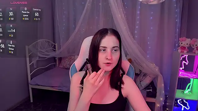 KiraDuvall online show from April 2026 05:14:02 PM