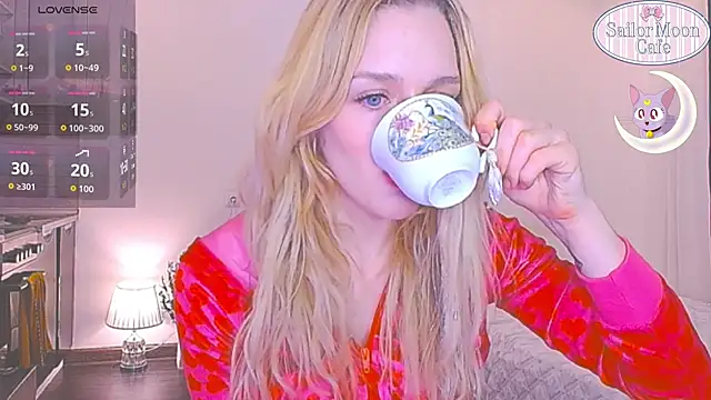 sailormoon666  online show from April 2026 05:03:01 AM