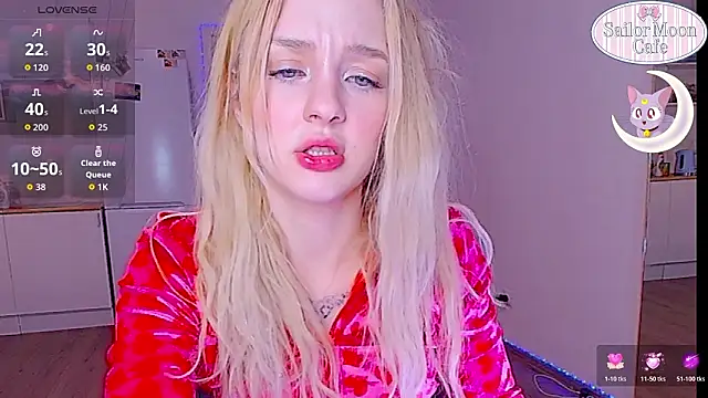 sailormoon666  online show from March 2026 11:17:02 PM