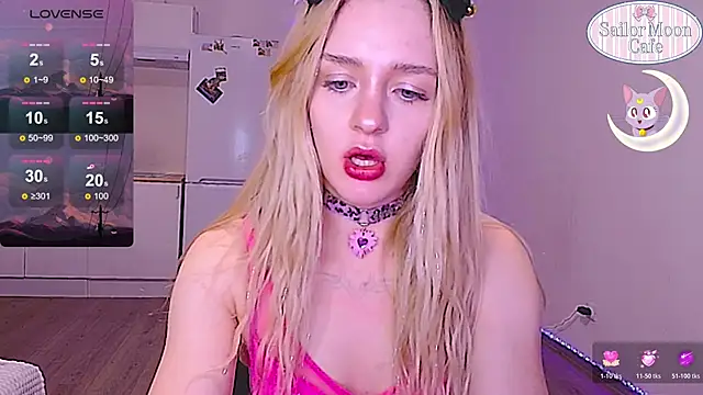 sailormoon666  online show from March 2026 10:48:02 PM