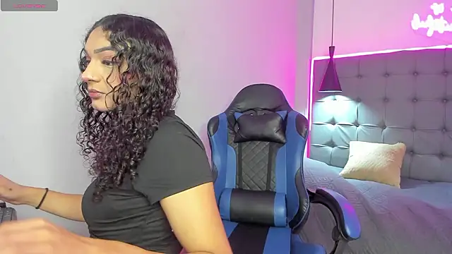 scarletcherry18 online show from March 2026 04:05:02 AM