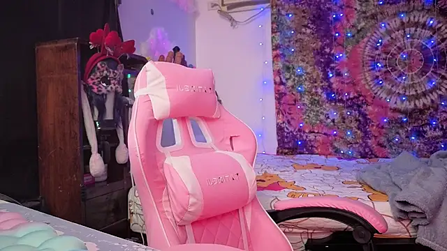 25sweetlilbunny online show from February 2026 04:13:02 AM