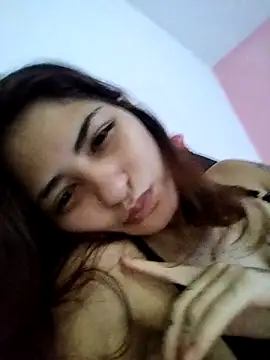 carazinho2128 online show from March 2026 07:28:01 PM