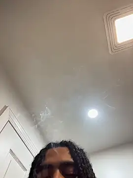 Snapshot of Mellyj053 chatting on March 2026 11:28:02 PM Mellyj053 online show from March 2026 11:28:02 PM