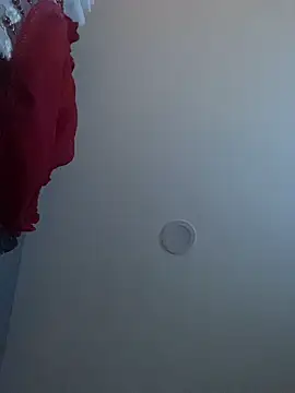 Snapshot of Mellyj053 chatting on February 2026 08:11:01 AM Mellyj053 online show from February 2026 08:11:01 AM