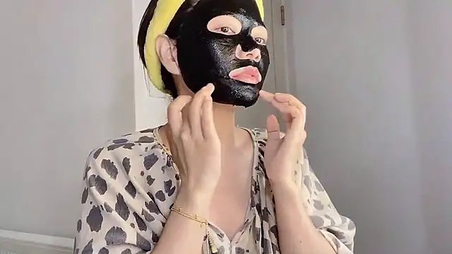 X-9958 online show from March 2026 06:02:01 AM