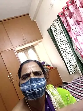 rupahoney online show from January 2026 10:11:02 AM