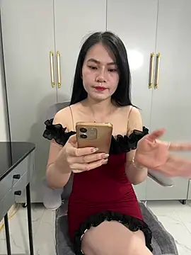 Llabi2k online show from June 2026 08:25:02 PM