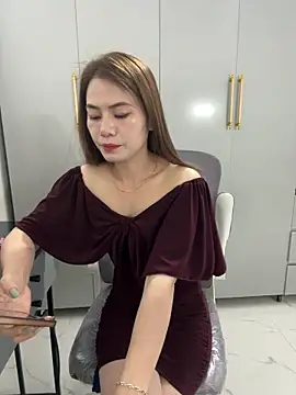 Llabi2k online show from April 2026 08:16:02 PM