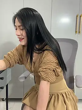 Llabi2k online show from June 2026 05:14:01 PM