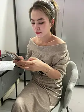 Snapshot of Llabi2k chatting on February 2026 08:43:01 AM Llabi2k online show from February 2026 08:43:01 AM