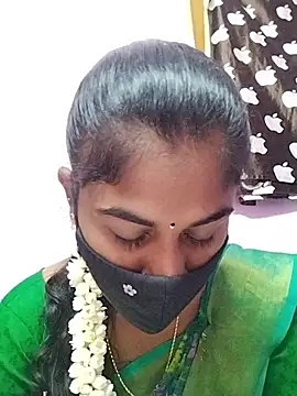 Tamil Hot RoyalQueen online show from April 2026 05:03:02 PM