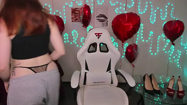 Katrys online show from February 2026 01:06:02 AM