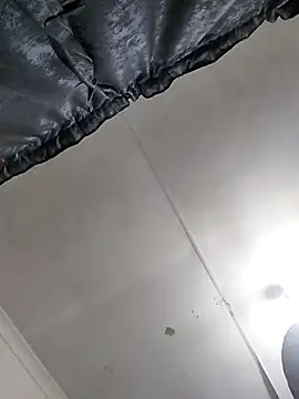 FINEBABYWOLF online show from April 2026 08:15:01 PM