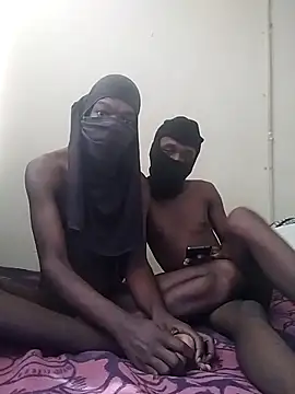 FINEBABYWOLF online show from April 2026 07:59:02 AM