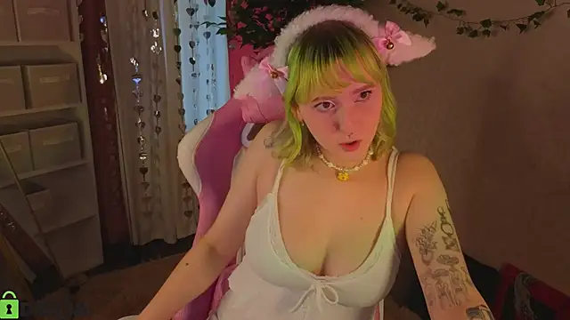 Snapshot of Roziett_Belle chatting on February 2026 09:08:02 AM Roziett Belle online show from February 2026 09:08:02 AM