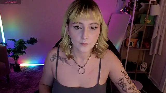 Roziett Belle online show from March 2026 08:49:02 AM