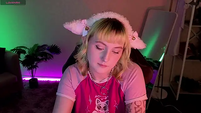 Roziett Belle online show from March 2026 09:20:01 AM