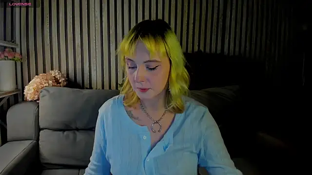 Roziett Belle online show from March 2026 09:43:02 AM