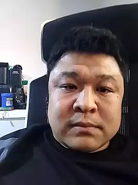 LLL 08 online show from February 2026 10:15:02 AM