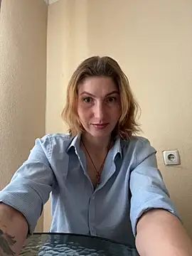  Crystal 2 online show from February 2026 01:41:02 PM