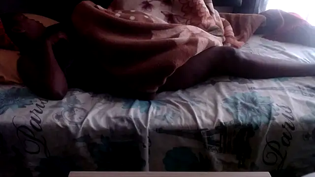 AssQueen32 online show from March 2026 07:48:01 AM