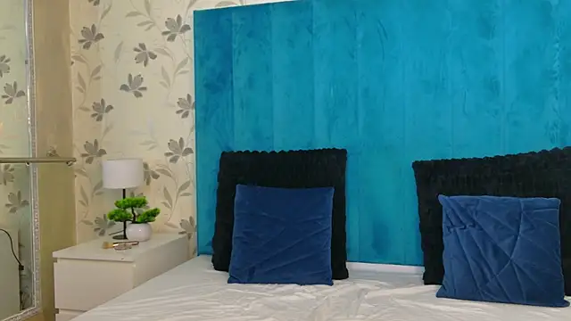 AnyaHappiness online show from March 2026 06:02:02 AM