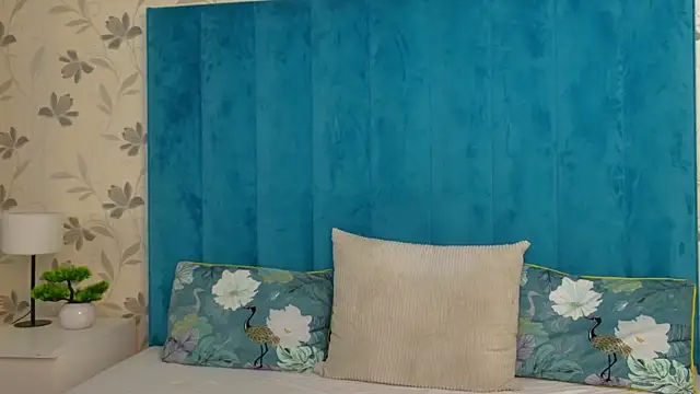 AnyaHappiness online show from March 2026 06:22:01 AM