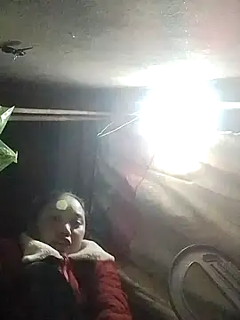 LingLing002 online show from January 2026 12:45:01 PM