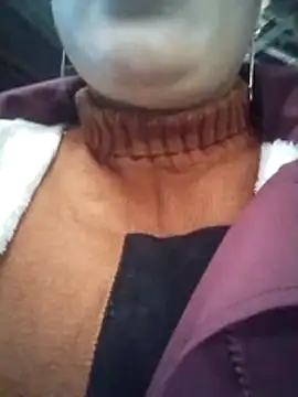 LingLing002 online show from January 2026 12:47:01 AM