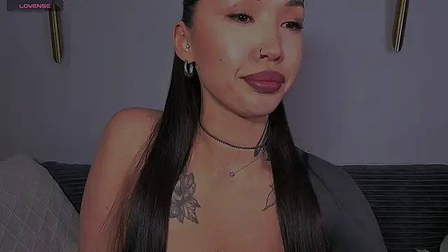 Snapshot of your_asian_dream chatting on February 2026 05:45:01 PM your asian dream online show from February 2026 05:45:01 PM