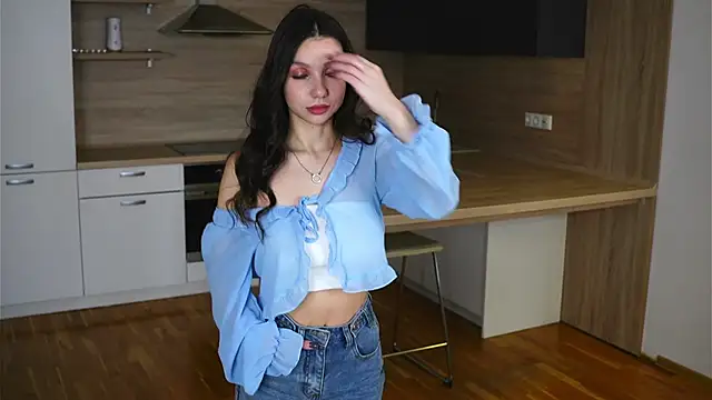 ZanaBreland online show from January 2026 05:00:02 AM