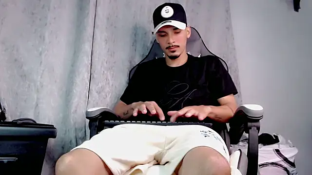 Yankees xxx online show from June 2026 12:44:01 AM