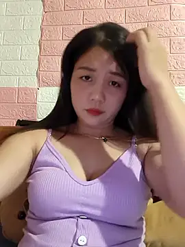 Ngocmai lazdy online show from March 2026 12:38:01 PM