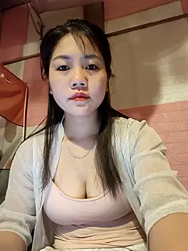 Ngocmai lazdy online show from February 2026 09:11:01 PM