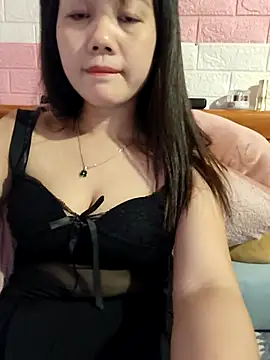 Ngocmai lazdy online show from March 2026 06:13:02 AM