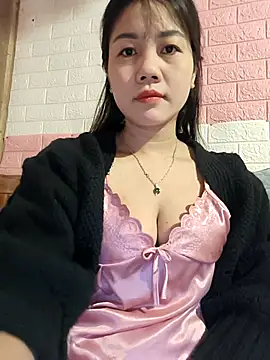 Ngocmai lazdy online show from February 2026 01:27:02 AM