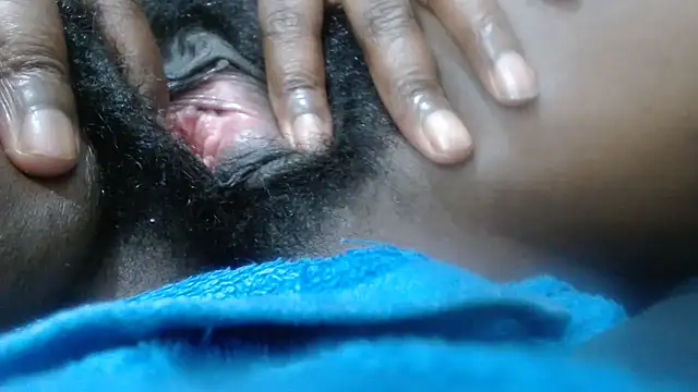 Nellybba online show from March 2026 10:32:01 PM