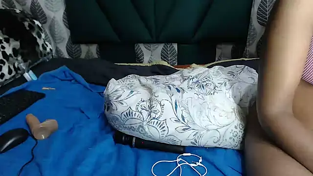 Nellybba online show from February 2026 05:57:01 PM