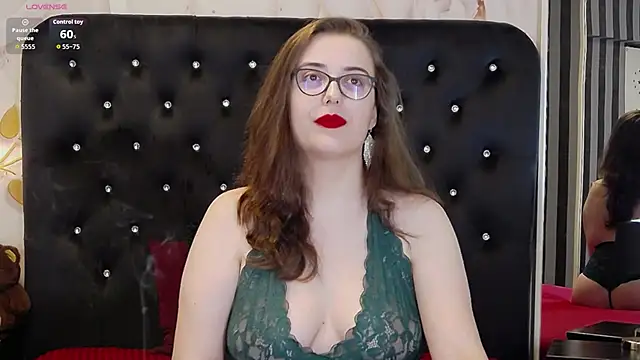 Snapshot of JulieAnnX chatting on June 2026 04:46:02 AM JulieAnnX online show from June 2026 04:46:02 AM