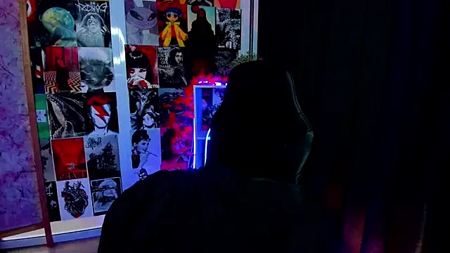 Snapshot of Ellie_Heavenly chatting on February 2026 01:50:02 AM Ellie Heavenly online show from February 2026 01:50:02 AM