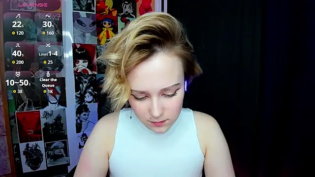 Snapshot of Ellie_Heavenly chatting on February 2026 08:15:01 AM Ellie Heavenly online show from February 2026 08:15:01 AM