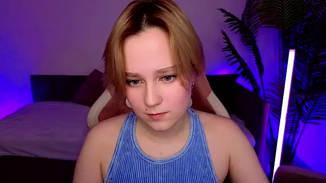 Snapshot of Ellie_Heavenly chatting on February 2026 08:25:01 AM Ellie Heavenly online show from February 2026 08:25:01 AM