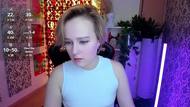 Snapshot of Ellie_Heavenly chatting on February 2026 08:55:02 AM Ellie Heavenly online show from February 2026 08:55:02 AM