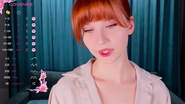 CatherineCummi online show from April 2026 07:42:02 AM