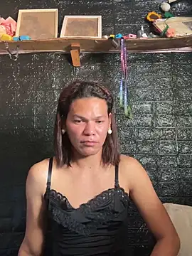 HugeAgatha online show from February 2026 01:59:02 AM