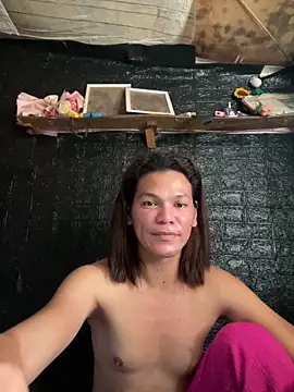 HugeAgatha online show from February 2026 06:49:01 AM