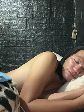 HugeAgatha online show from March 2026 07:17:02 PM