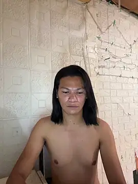 HugeAgatha online show from April 2026 01:50:01 AM