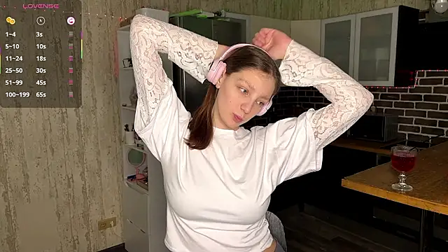 Snapshot of ChrisAmott chatting on February 2026 04:06:01 PM ChrisAmott online show from February 2026 04:06:01 PM